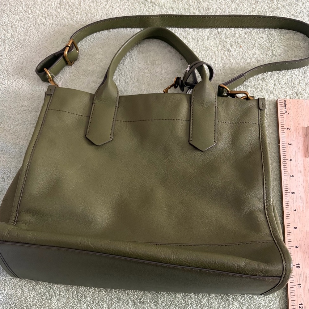Fossil Olive Green Leather Satchel Crossbody Bag w/ Key Charm NEW - Picture 4 of 8